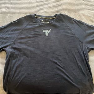 Two Charged Cotton Size L High End Under Armour Work Out Tees